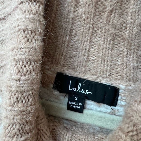 Lulus Sweater Dress - Picture 4 of 5